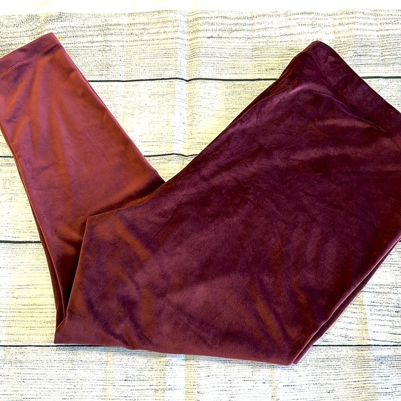 Old Navy • Burgundy Velour Leggings • Sz 4X - Picture 1 of 7